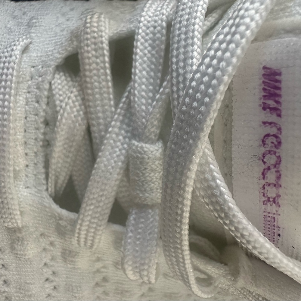 Nike Women's White and Purple Sneakers - Picture 11 of 12